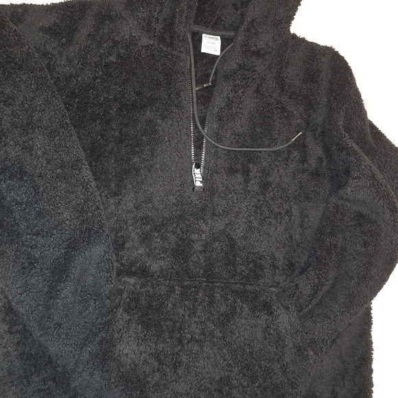 Victoria's Secret Sweaters - Victoria's Secret Pink Black Sherpa Half-Zip
